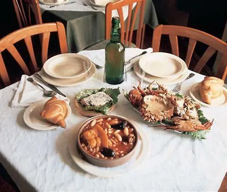 La Nana Del Mar / The Lullaby Of The Sea On Old Harbour * Cudillero