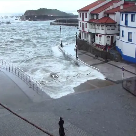 La Nana Del Mar / The Lullaby Of The Sea On Old Harbour Apartment